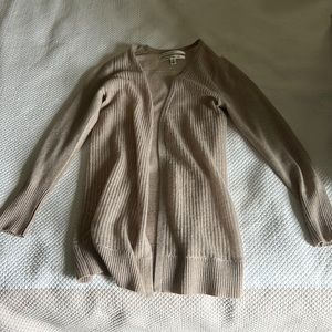 Long sleeve cashmere sweater